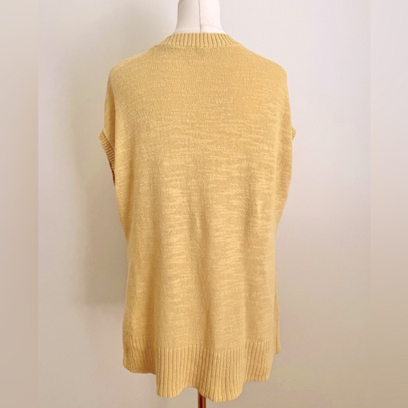 Olsen Sweater Vest Size M-L - Picture 7 of 7